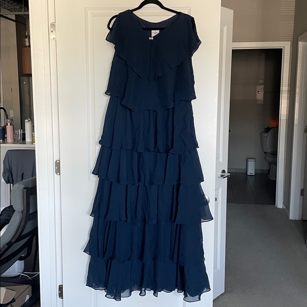 Elegant Navy Blue Maxi Dress